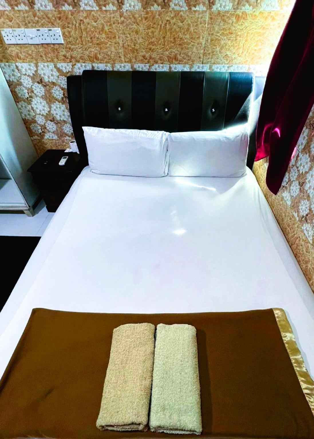 Ark Hotel Subang Субанг Джая Екстериор снимка