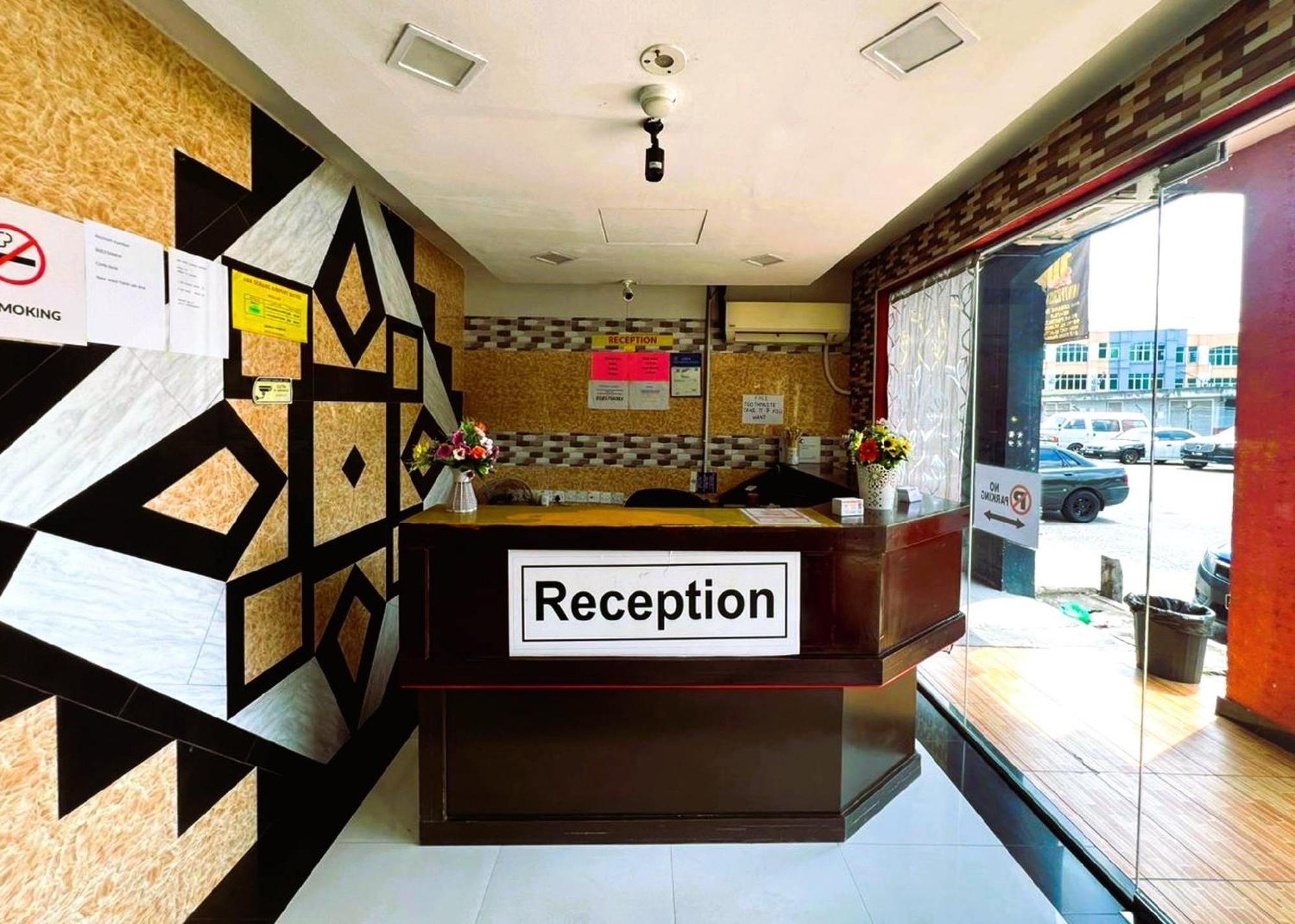 Ark Hotel Subang Субанг Джая Екстериор снимка